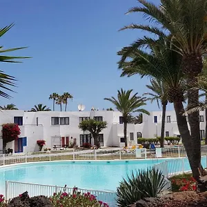 Junto A La Playa. Apartamento
