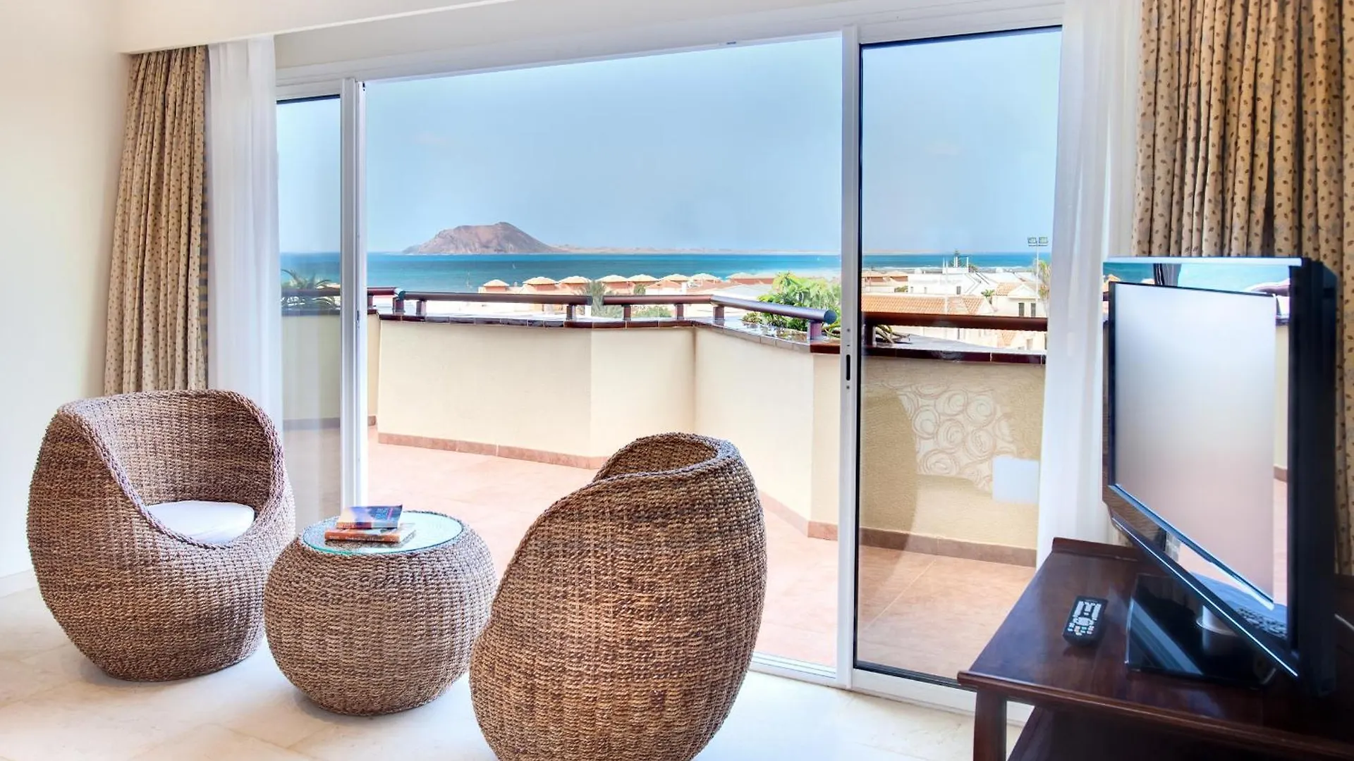 Barcelo Corralejo Bay - Adults Only Hotel