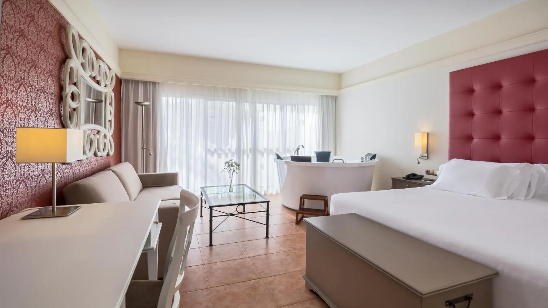 Barcelo Corralejo Bay - Adults Only Hotel