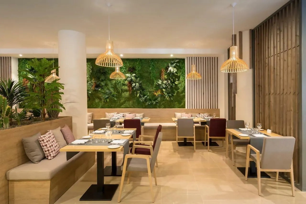 Barcelo Corralejo Bay - Adults Only Hotel
